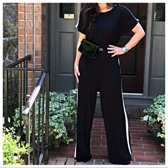 ✨LAST ONE✨Black white stripe wide leg jumpsuit - Picture 4 of 8